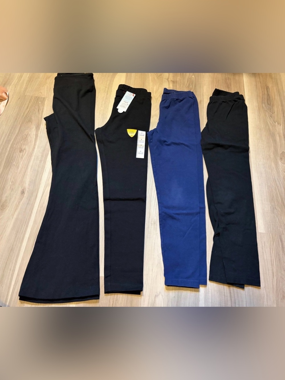 Bundle of 4 Cat & Jack Leggings 10/12